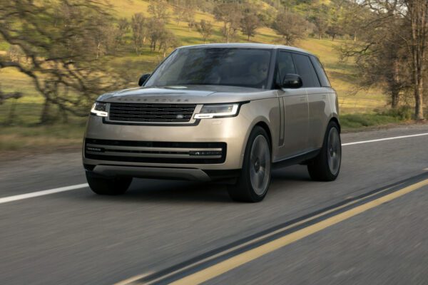 Новый Range Rover — изысканная интерпретация роскоши и индивидуальности.