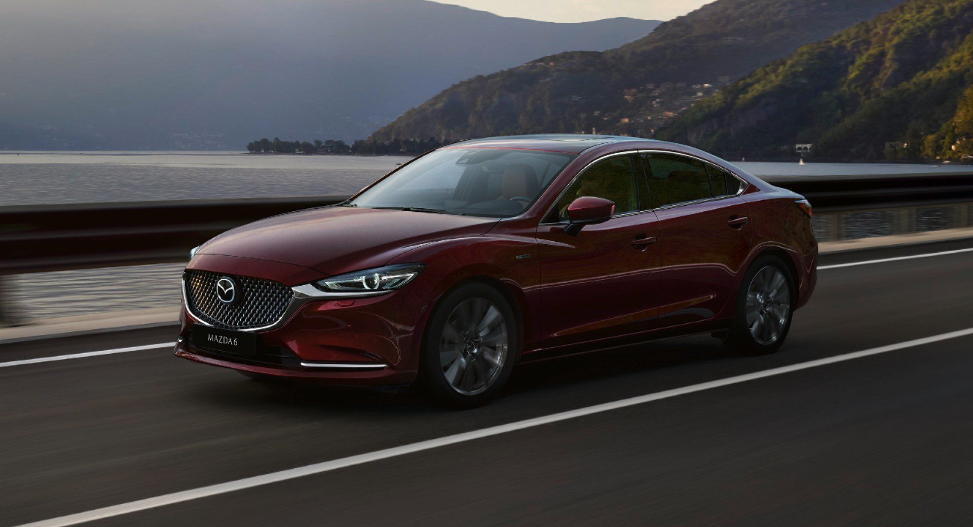 Mazda могла бы построить заднеприводный седан, чтобы составить конкуренцию BMW. В чем причина того, что его до сих пор нет?