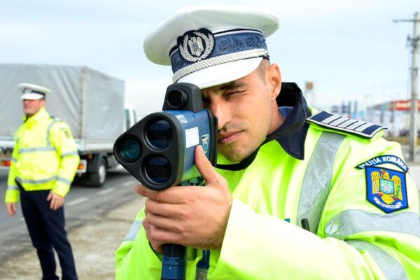 Как далеко полиция уведет вас с помощью радара? Как это можно «обмануть».