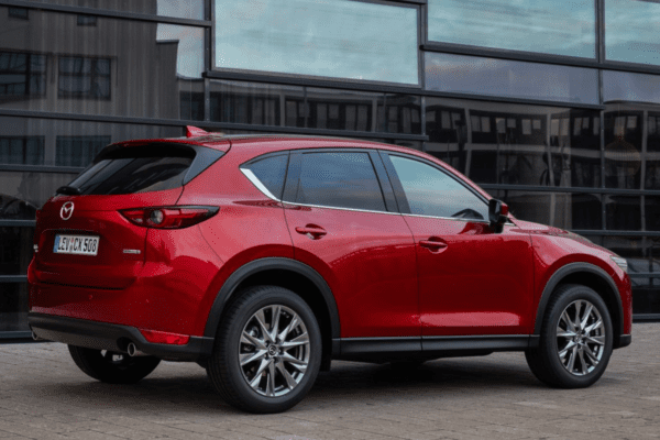 Mazda подтверждает новое поколение внедорожника CX-5. Японцы работают над новым бензиновым двигателем