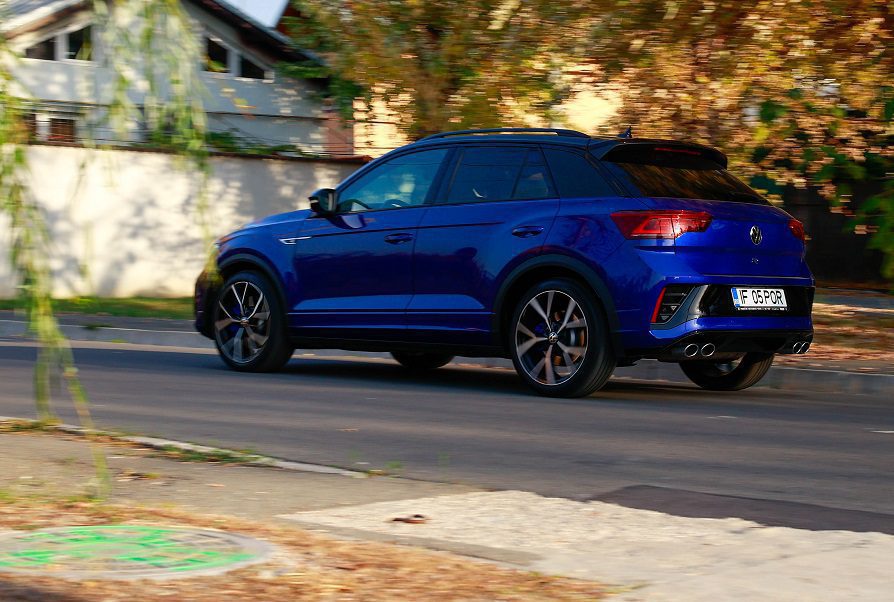 Тест-драйв Volkswagen T-Roc R. Маленький, но мощный