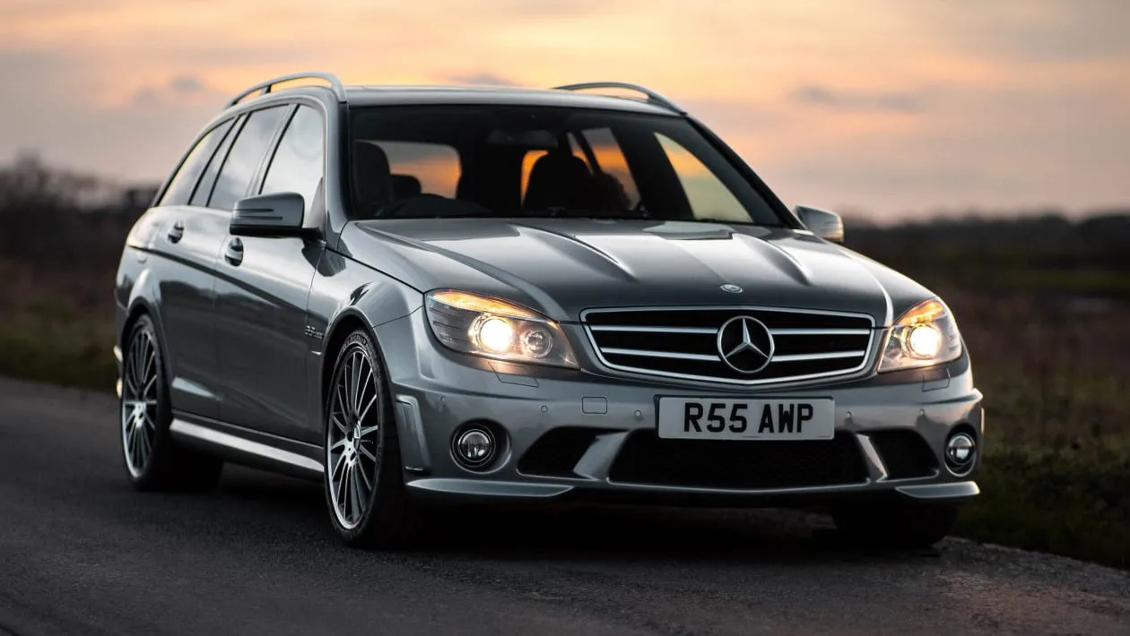 Mercedes C63 AMG W204 – спортивные характеристики, проблемы и мнения пользователей