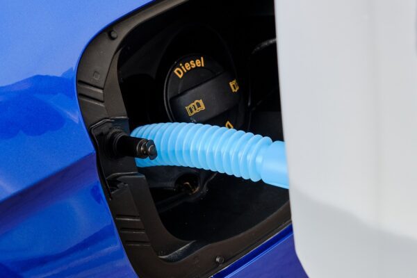 Какие проблемы возникают у современных автомобилей с системой AdBlue и сколько стоит ремонт?
