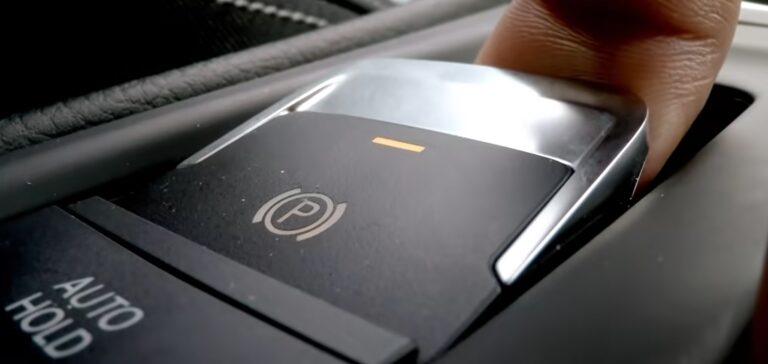 Что будет, если нажать на электрический ручник на скорости 190 км/ч? Протестировано на VW Golf R.