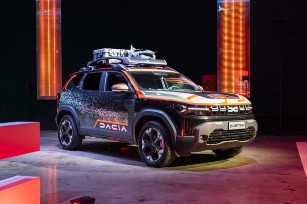 Уникальный Dacia Duster – «Душа Дакара» может породить специальные издания