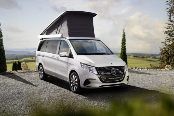 Mercedes-Benz отмечает 10-летие V-класса специальной версией Marco Polo Horizon.