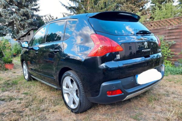 Peugeot 3008 — экономичный дизельный гибрид. Сколько стоит семейный кроссовер б/у Peugeot 3008 — экономичный дизельный гибрид. Сколько стоит семейный кроссовер б/у
