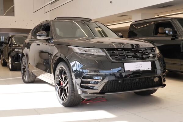 Range Rover Velar – мощный, просторный и стильный