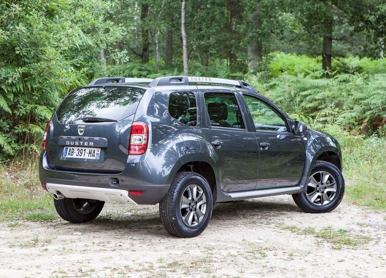 Топ-5 самых низких цен на подержанные модели Dacia Duster с пробегом в несколько километров