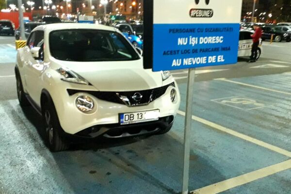 ПДД 2019. Какой штраф за парковку в местах для инвалидов?
