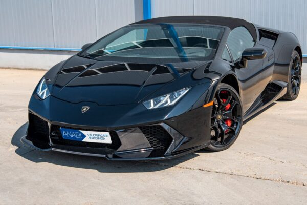 Lamborghini Huracan Spyder, выставленный на аукцион румынского государства. Какова стартовая цена итальянской суповой машины?