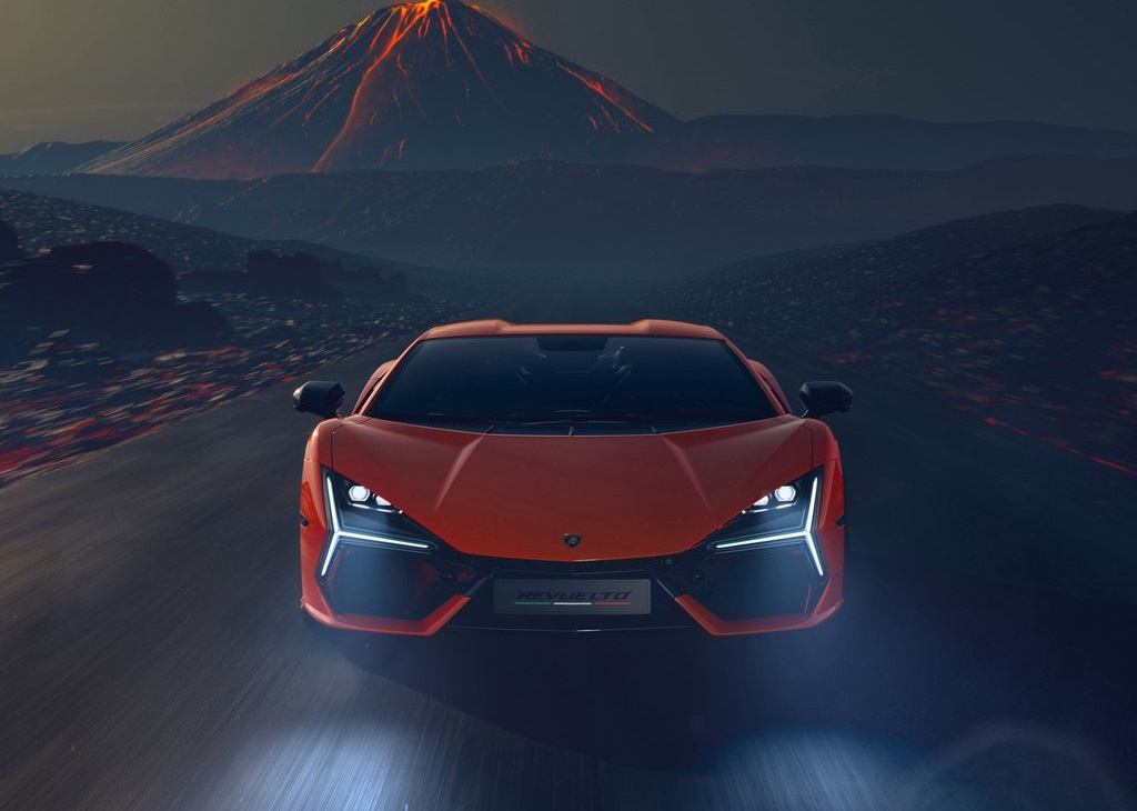 У Lamborghini есть собственная телевизионная программа. Что пользователи могут увидеть на телевизоре Lamborghini?