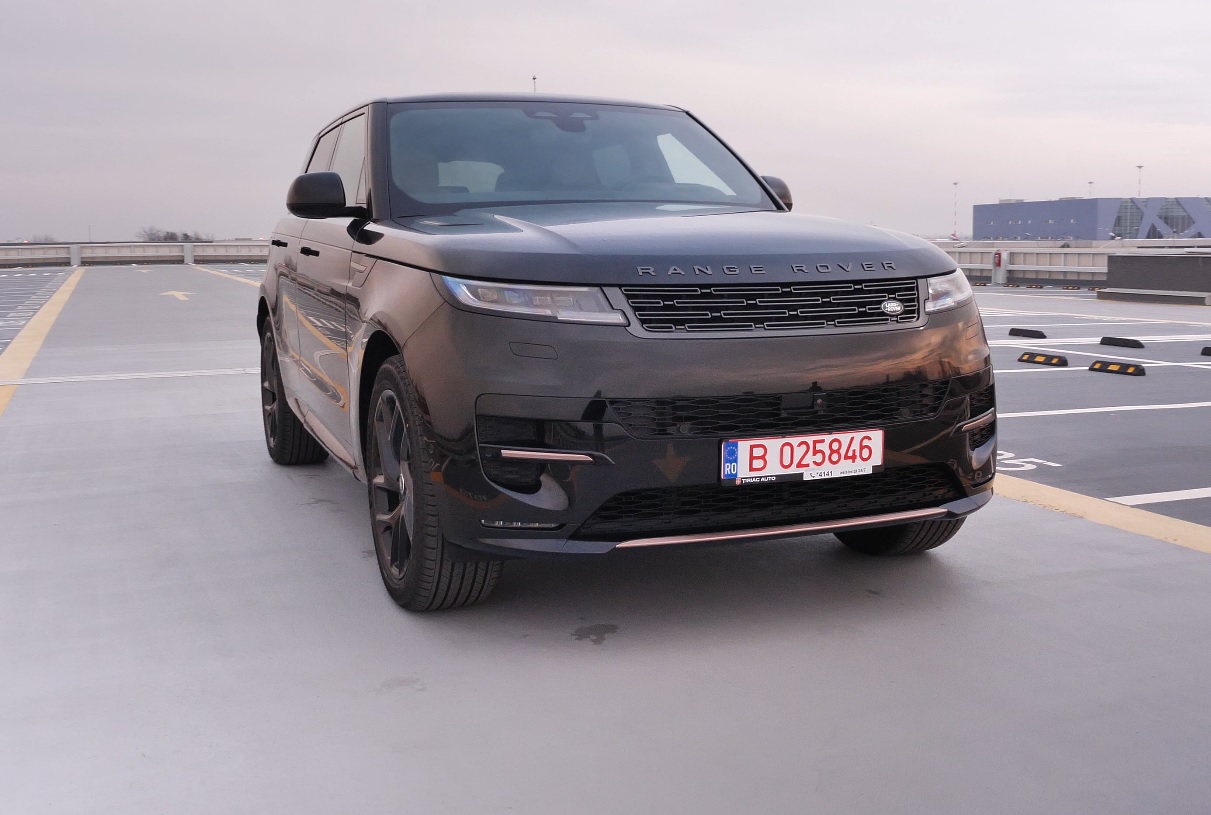 Range Rover Sport - идеальный внедорожник для динамичного и сложного образа жизни