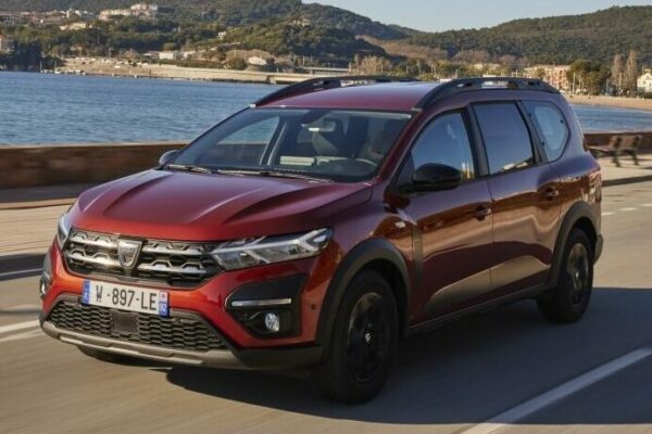 Насколько новая галстука Dacia regger Eco-G 100 в реальности потребляет?