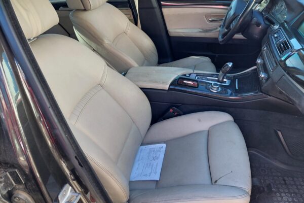 BT Leasing продает серию BMW 5 с двигателем и дефектной коробкой передач. Многие задаются вопросом, заслуживает ли это 5000 евро - фотогалерея