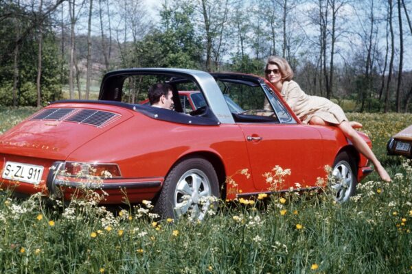 От необходимости к символу: Roll Bar на Porsche 911 Targa
