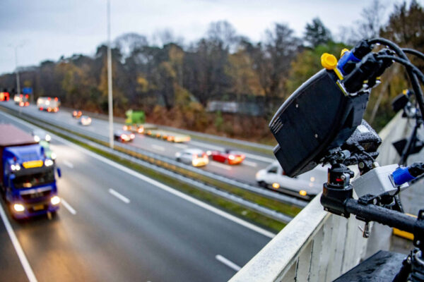 С сколько килограммов/ч вы можете превышать юридическую скорость в 2025 году, не будучи оштрафованным. Правило нового дорожного кода