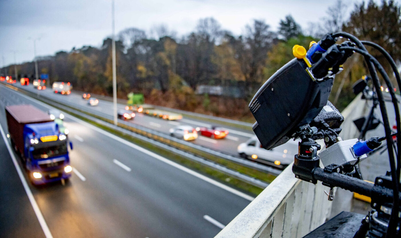 С сколько килограммов/ч вы можете превышать юридическую скорость в 2025 году, не будучи оштрафованным. Правило нового дорожного кода