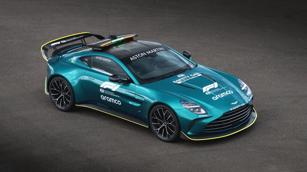 Новый автомобиль безопасности в Формуле 1: Aston Martin V Все