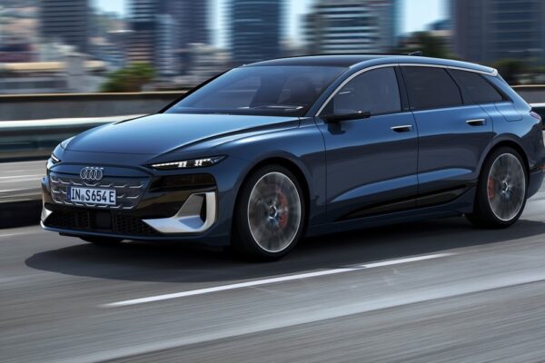 Audi вытащила выход RS6 e-tron