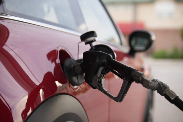 2025: Что произойдет, если вы положите газ вместо дизеля? Симптомы, повреждение и сколько затрат на ремонт