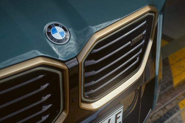 Пикап BMW? Лучше нет. Они знают свою личность, даже если они проверили эту идею