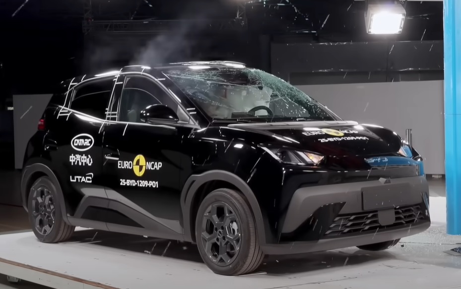 Byd Dolphin Surf получает пять звезд Euro NCAP, в то время как соперник Dacia Spring остается на одной звезде - видео