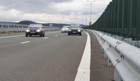 CNAIR предупреждает: перерывы, чтобы заплатить руинам и горохам SMS, пятница, 26 сентября