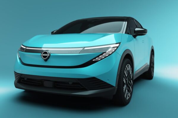 Nissan сокращает свои производственные планы для нового листа