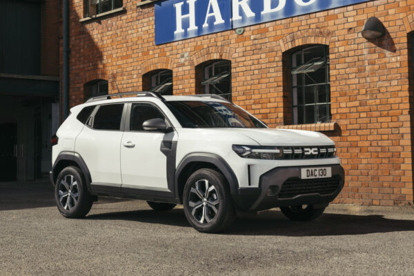 Dacia Duster Cargo: Когда ваш любимый внедорожник ставит свой комбинезон и получает работу
