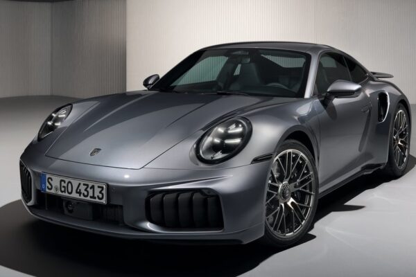 Porsche запускает самые сильные 911 на данный момент