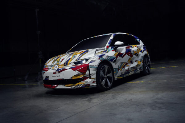 Первые картинки с будущим Volkswagen Polo Electric. Новый ID.Polo будет запущен в 2026 году