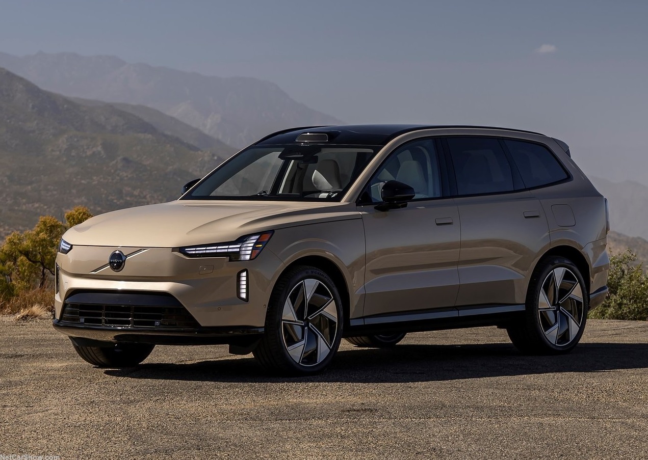 Volvo EX90: 800V Архитектура и гораздо больше переработанных времен ожидания