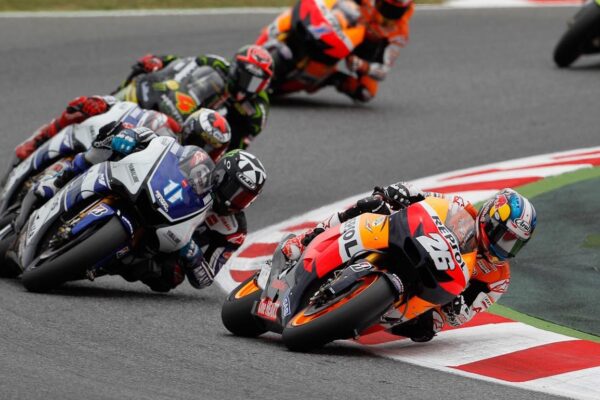 Где остановиться на гонке Motogp, чтобы все почувствовать: урок Тиби Трои