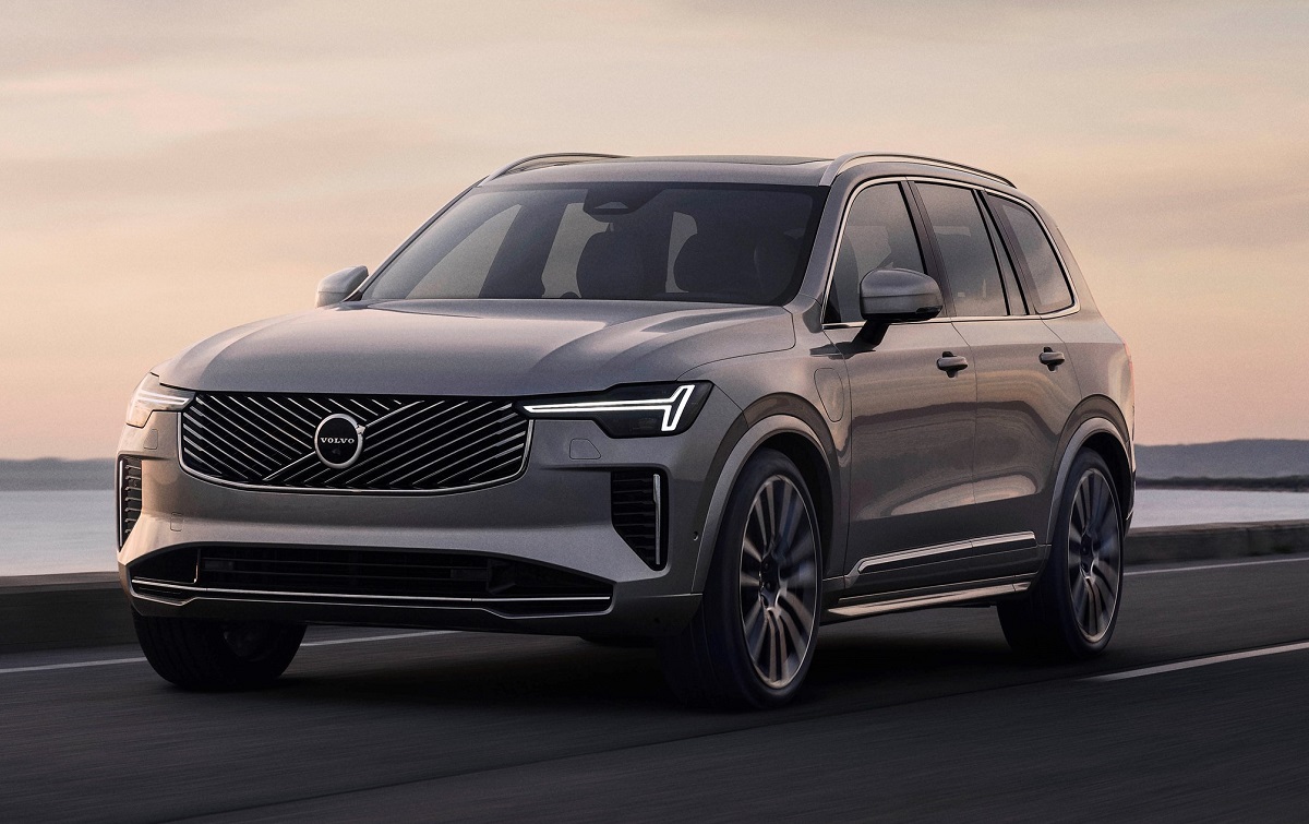 Volvo объявляет о выпуске 4 миллионов моделей, построенных на платформе SPA