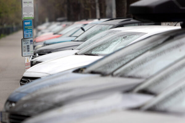 Штраф в размере более 4000 лей для тех, кто не останавливает сигнал тревоги в машине. Как долго сирена разрешена звучать