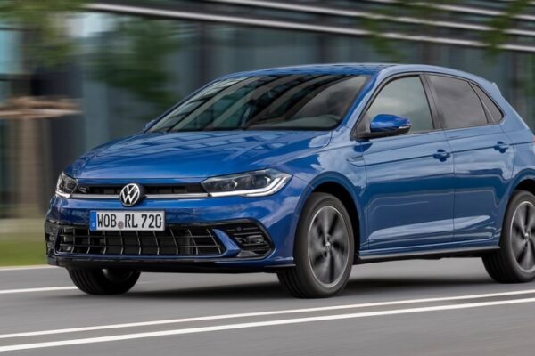 Огромный удержанный каблук и в порядке, если у вас нет зимних шин 1 октября? Правило нового дорожного кода 2025