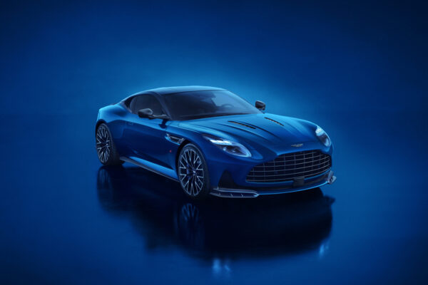 Aston Martin DB12 S: британский бренд расширяет свой ассортимент дополнительной производительностью - фотогалерея