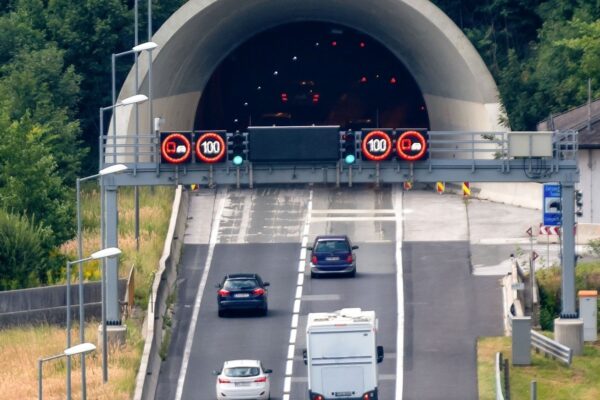 Шоссе Питешти – Сибиу: крупнейший автодорожный туннель в Румынии, построенный годом ранее. Когда откроется движение