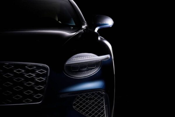 Ограниченная серия Bentley представлена ​​в румынском Атенеуме