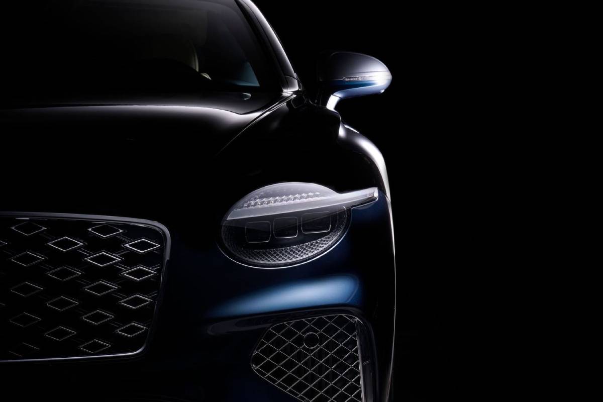Ограниченная серия Bentley представлена в румынском Атенеуме