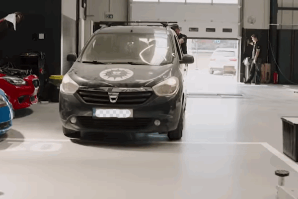 То, что никто не говорит вам об использованных двигателях: как двигатель Dacia превратился в кошмар-видео