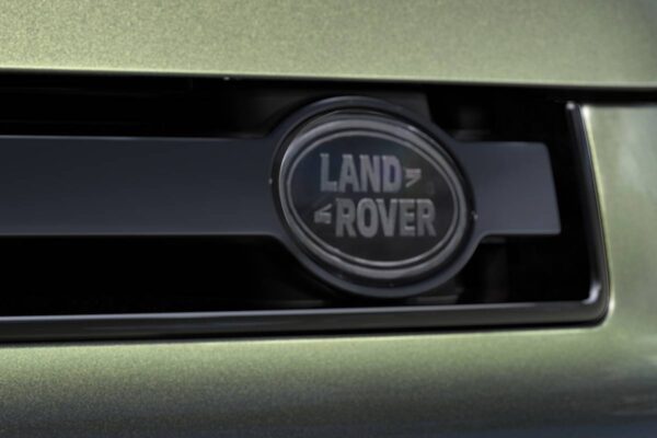 Производство автомобилей в Великобритании в сентябре упало на 27% из-за кибератак