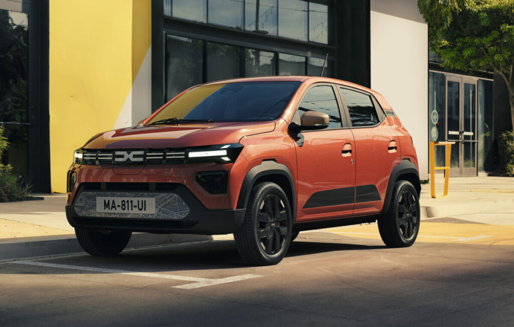 Итальянцы могут купить новую весну Dacia по невероятной цене: скидка более 11 000 евро