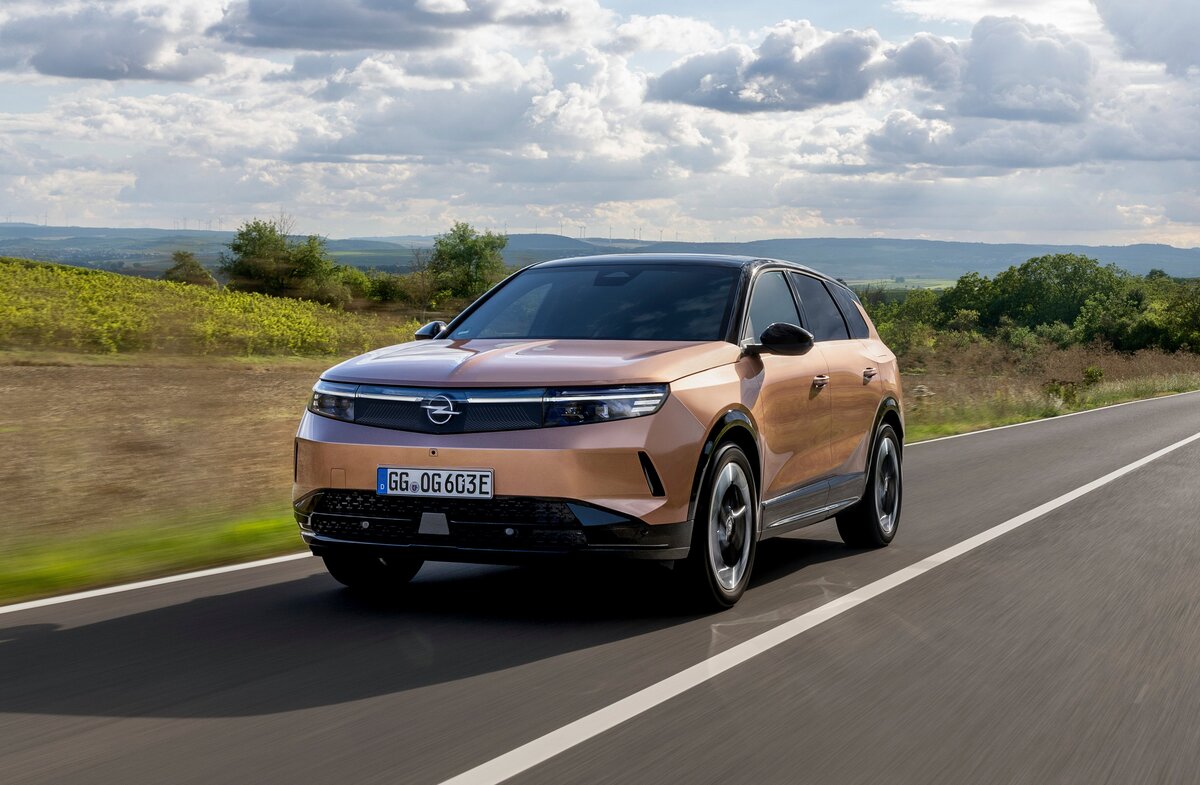 Opel открывает заказы на новый Grandland Electric Long Range, внедорожник с запасом хода до 700 км