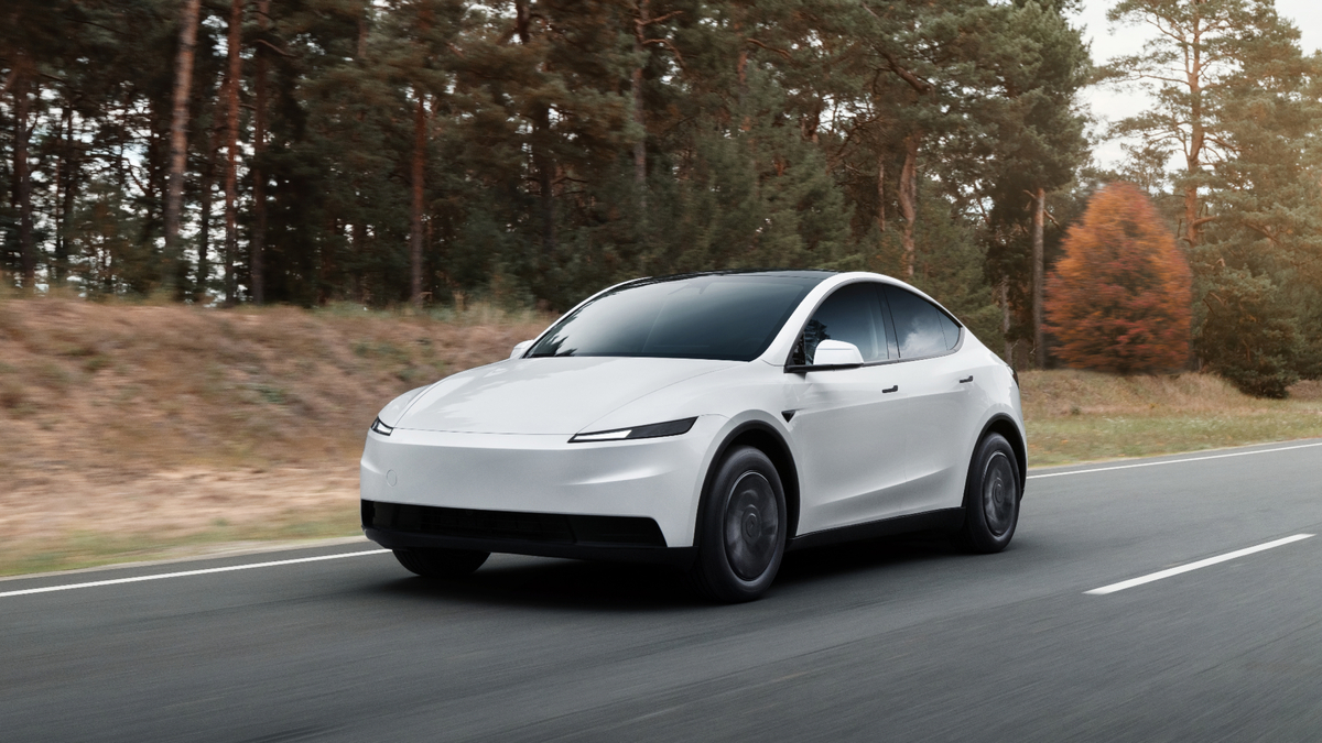 Модель Tesla y стандарт - официальная цена в Румынии