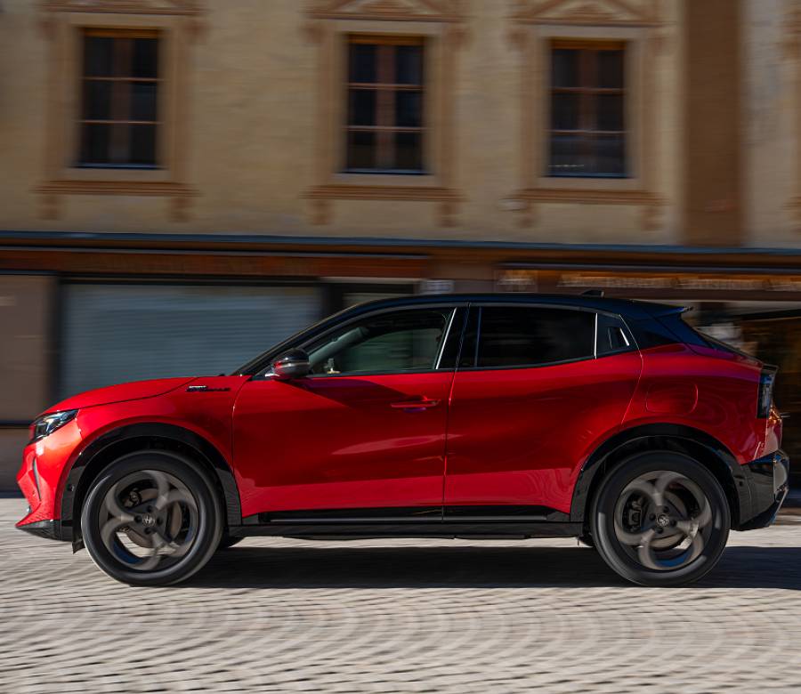 Alfa Romeo Junior получит пакет оборудования Sport Speciale 2026 года