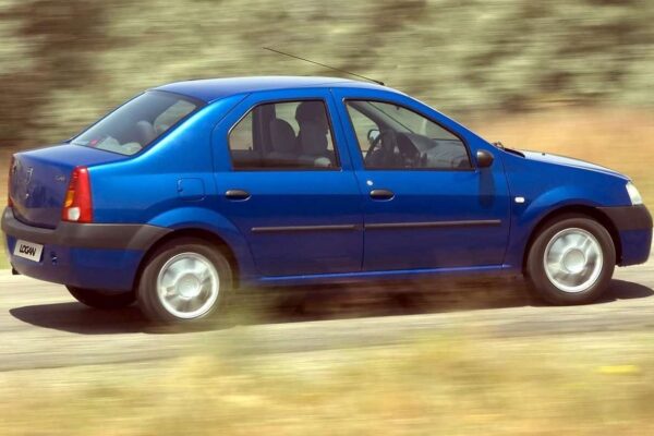 Renault чтит память Луи Швейцера, лидера, который спас Dacia и верил в проект Logan стоимостью 6000 евро.