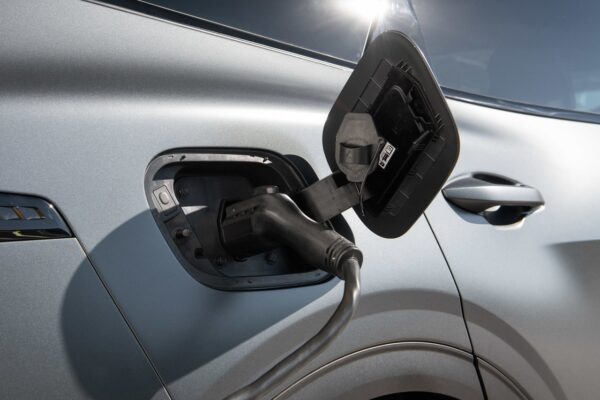 Castrol сотрудничает с LION Smart для создания аккумуляторов нового поколения