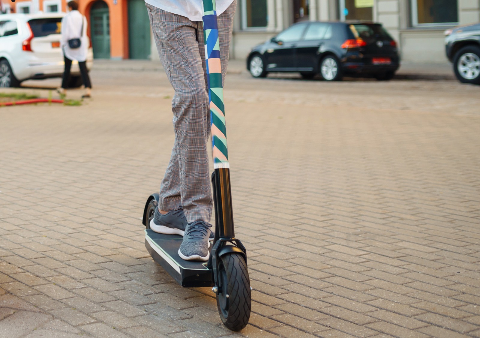 Обнародован закон об электросамокатах и ​​велосипедах! Новые правила и для водителей